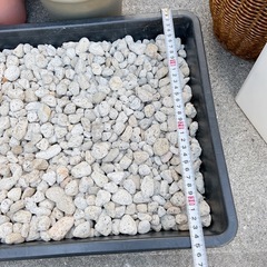 写真の鉢底石全部！植木鉢も出品してるよ ガーデニングの画像