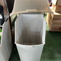 【ホリダソウコ】大きいゴミ箱　ダストボックスの画像
