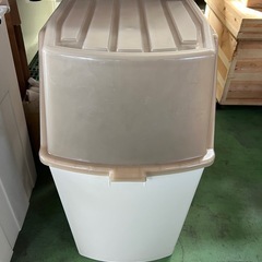 【ホリダソウコ】大きいゴミ箱　ダストボックスの画像