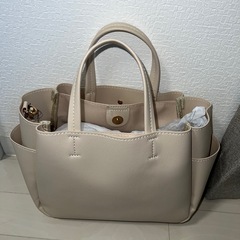 新品　aristella ベージュ 2way ショルダーバッグ　　　　　　の画像