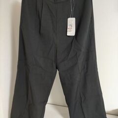 新品・未使用 レディース服 まとめ売り　ブラウス・チュニック・シャツ ワンピース・ レース編みベスト・黒スカート・黒パンツ コーデセット お得 大人可愛い　251009-1Tの画像