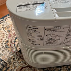 (商談中)パナソニック　置き型加湿器2020製の画像