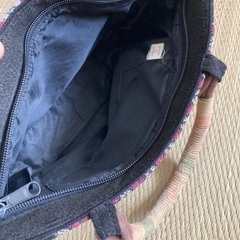 スエード調手提げバッグの画像