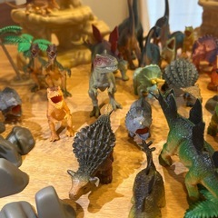 恐竜のフィギュア　37体の画像