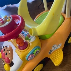 アンパンマンよくばりビジーカーの画像