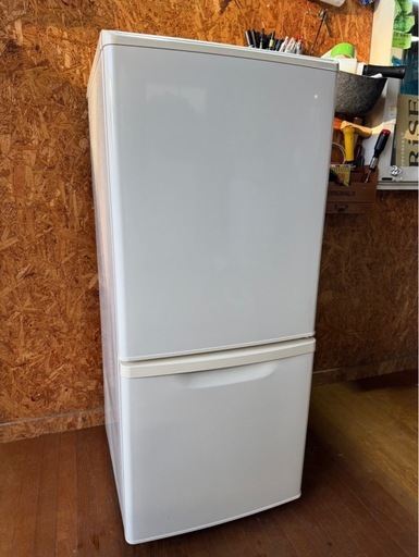 J0805 パナソニック　Panasonic 2ドア冷蔵庫　138L 2012年　