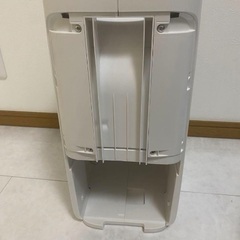 SHARP 加熱気化式加湿器　HV-L55-W シャープ　2021年製の画像