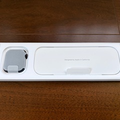 Apple Watch SE 第2世代 GPS+Cellularモデル 44mm ミッドナイトスポーツループの画像