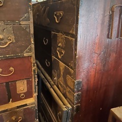 【引き取り限定】箪笥 たんす 時代家具 チェスト 沢山あります！ 差し上げます！ DIYなどに！の画像