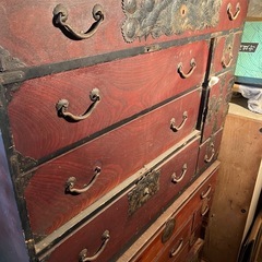 【引き取り限定】箪笥 たんす 時代家具 チェスト 沢山あります！ 差し上げます！ DIYなどに！の画像