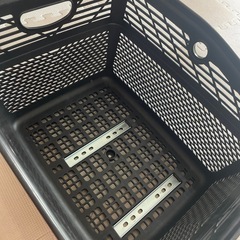 【美品】自転車 後ろ用カゴ 荷物入れの画像