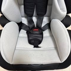 【決まりました】 チャイルドシート  ISOFIX 黒の画像