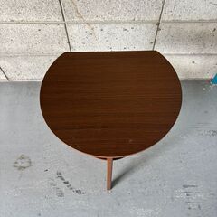 【中古品】サイドテーブル　引き取りに来れる方にお安く譲ります。の画像