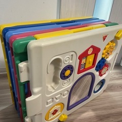 ベビーサークルの画像