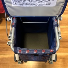 介護用手押し車の画像