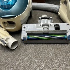 11199😸 サンヨー 掃除機 SC-ER7K 2009年製の画像