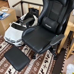 ゲーミングチェアの画像
