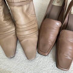 パンプスとショートブーツ200円の画像