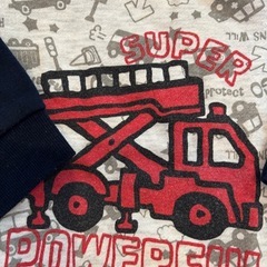 【２着セット】長袖トップス（消防車＆ライオン）の画像