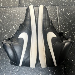 30cmNike コートヴィジョンMIDの画像