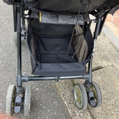 コンビ　ベビーカーの画像