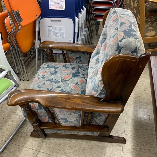 【ジモティー割引で最大15％OFF⭐️】 カリモク karimoku コロニアル 1人掛けソファー 花柄