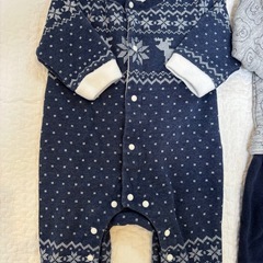 【２着セット】長袖カバーオール（雪の結晶、くまちゃん）の画像
