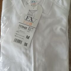 未使用品 食品工場等で使用の服と帽子の画像