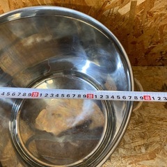 a(7556) ステンレス 寸胴鍋 深型 内径37cm 深さ36cm ふた付き 深型寸胴 容量約35L 業務用 飲食店の画像