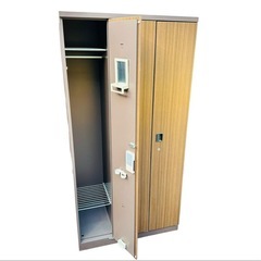 OKAMURA 3人用ロッカー　事務用品　オフィス　4573DZ 鍵付き　家具の画像