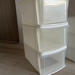 衣装ケース　深めタイプ　美品の画像