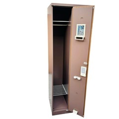 OKAMURA 3人用ロッカー　事務用品　オフィス　 鍵付き　家具の画像