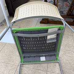【ジモティー割引で最大15％OFF⭐️】 オフィスチェア 緑の画像
