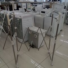★リユースのサカイ日立店★HJ7992  ハンガーラック ホワイト H145～190×D46×W89～129 クリーニング済み の画像