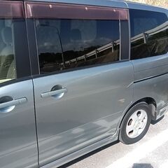 H19年式日産セレナ売りますの画像