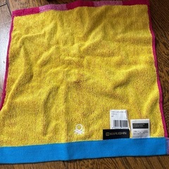 ベネトン ハンドタオルの画像