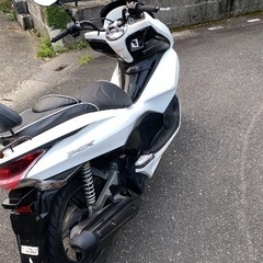 鹿屋市から人気のpcx125 FJ28 調子良いですが難ありですの画像