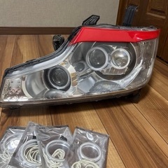 rkステップワゴン カスタムヘッドライトの画像