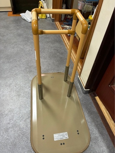 介護用手すり設置型