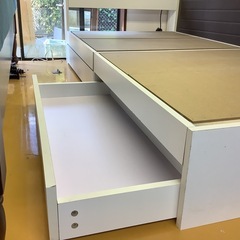 【リサイクルサービス八光】幅97cm　ホワイト　シングルベッド　収納付きの画像