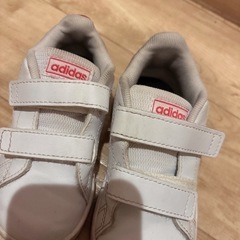 子供用　靴　adidasの画像