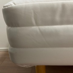 無印良品　脚付シングルベッド
の画像