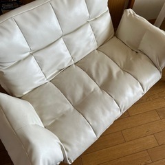 ソファの画像