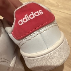 子供用　靴　adidasの画像