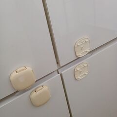 ★リユースのサカイ水戸店★  キャビネット ホワイト H88.5×D27×W120 クリーニング済み MT5711の画像