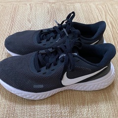 スニーカー NIKE  23cmの画像