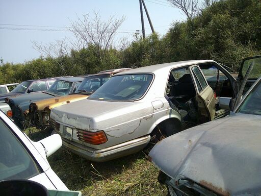 オールドMベンツ.リサイクル-126.124.123.111.116-107,108-114他部品販売