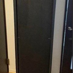 4〜5人　コクヨ　ロビー　ベンチ　待合室　ソファ　黒　ステンレス　レザー　の画像