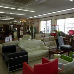 中古品　アイアンフレーム2人掛けソファー　木枠キズ有　カーキー  公田店の画像