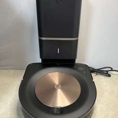 iRobot Roomba s9+ 自動ゴミ収集機能付き本体の画像